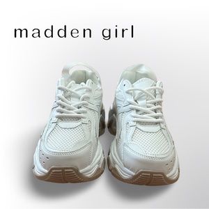 Madden Girl Woman’s Sneakers